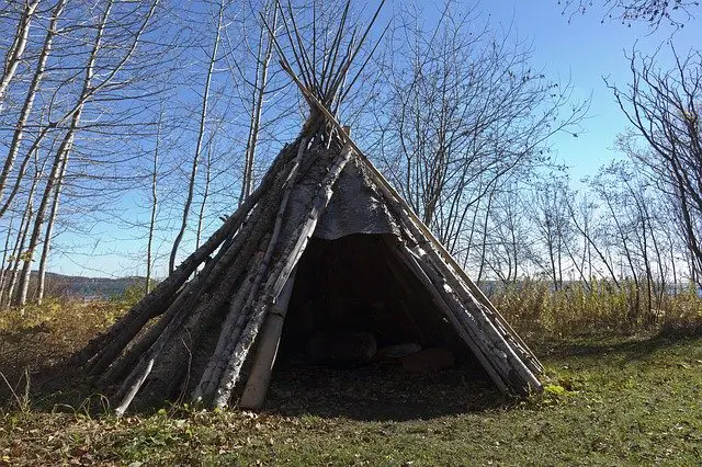 us-native-american-homes-teepee-indigenous-wilderness-unterschlupf