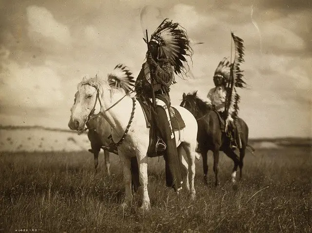 Battle-of-Little-Bighorn-Sioux-Indian-Tribe