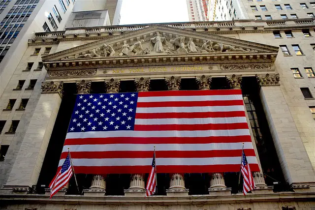Wall-Street-New-York-Stock-Exchange